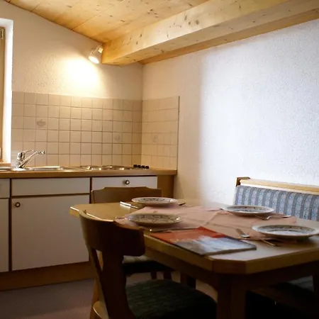 Haus Helmut Schranz Санкт-Антон-ам-Арльберг