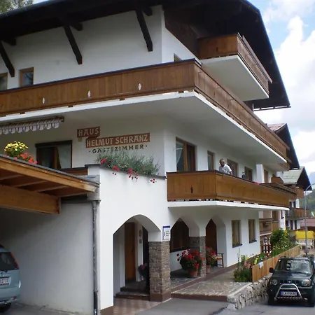 Haus Helmut Schranz 아파트호텔 장크트안톤암아를베르크