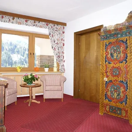 아파트호텔 Haus Helmut Schranz