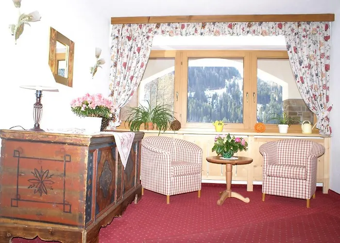 Aparthotel Haus Helmut Schranz Sankt Anton am Arlberg